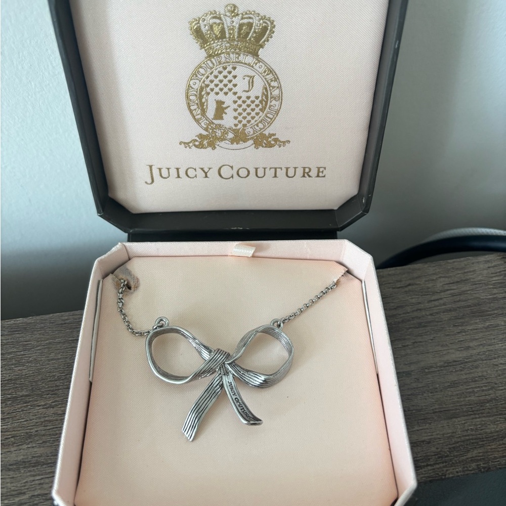 Juicy Couture Silver Ribbon Necklace